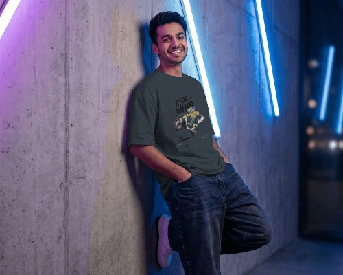 Ride the wind Oversized T-Shirt